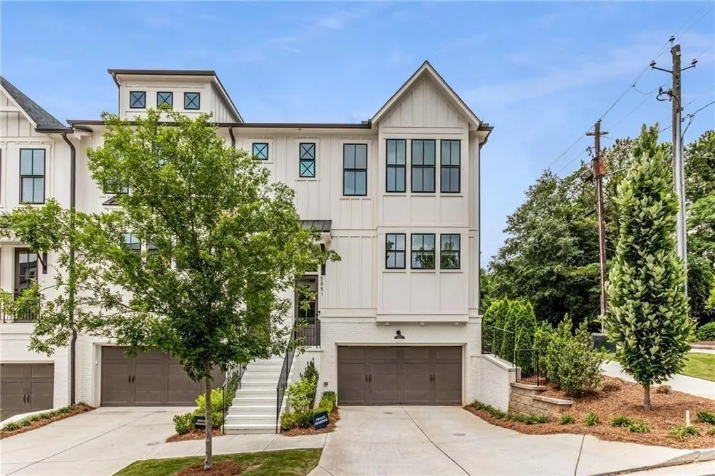 5851 Westin Road, Sandy Springs, Georgia 30328, 3 Bedrooms Bedrooms, ,3 BathroomsBathrooms,Residential,For Sale,5851 Westin Road,7610539