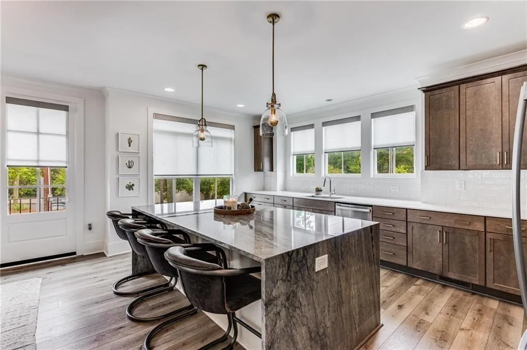 5851 Westin Road, Sandy Springs, Georgia 30328, 3 Bedrooms Bedrooms, ,3 BathroomsBathrooms,Residential,For Sale,5851 Westin Road,7610539