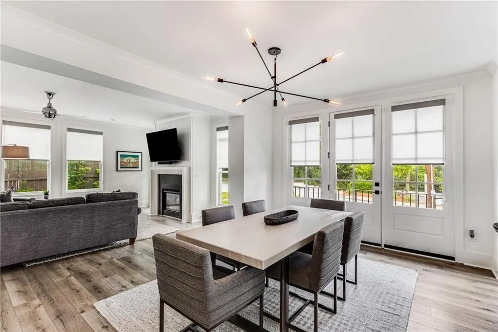 5851 Westin Road, Sandy Springs, Georgia 30328, 3 Bedrooms Bedrooms, ,3 BathroomsBathrooms,Residential,For Sale,5851 Westin Road,7610539