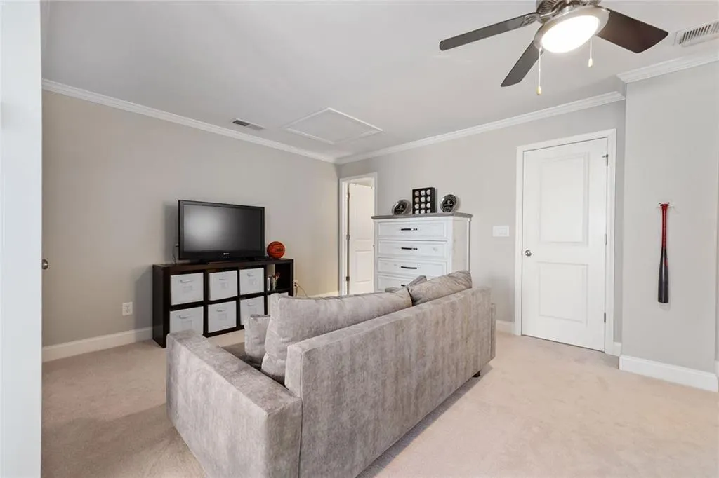 675 Lockton, Sandy Springs, Georgia 30342, 4 Bedrooms Bedrooms, ,4 BathroomsBathrooms,Residential,Sold,675 Lockton,7471869