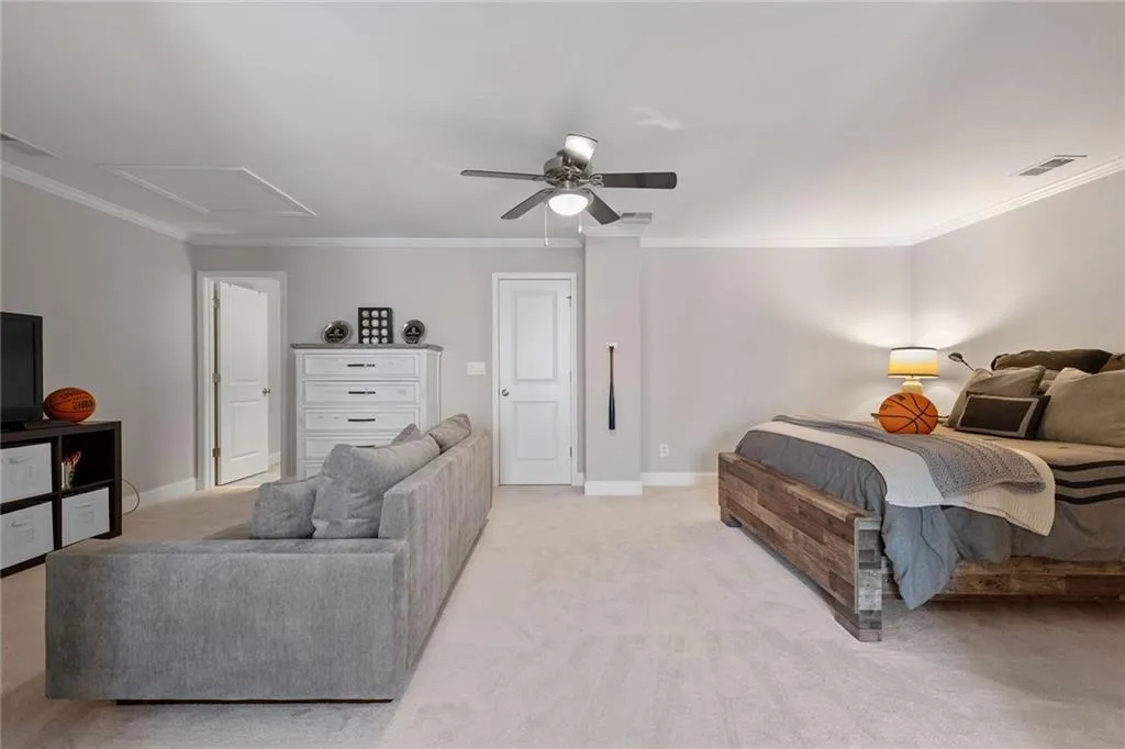 675 Lockton, Sandy Springs, Georgia 30342, 4 Bedrooms Bedrooms, ,4 BathroomsBathrooms,Residential,Sold,675 Lockton,7471869