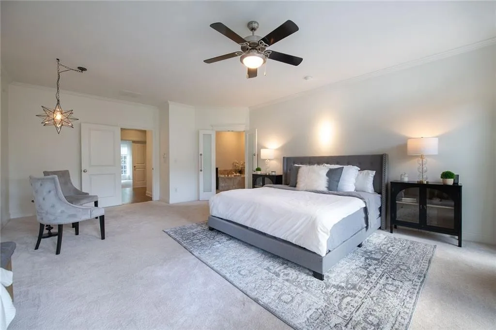 675 Lockton, Sandy Springs, Georgia 30342, 4 Bedrooms Bedrooms, ,4 BathroomsBathrooms,Residential,Sold,675 Lockton,7471869