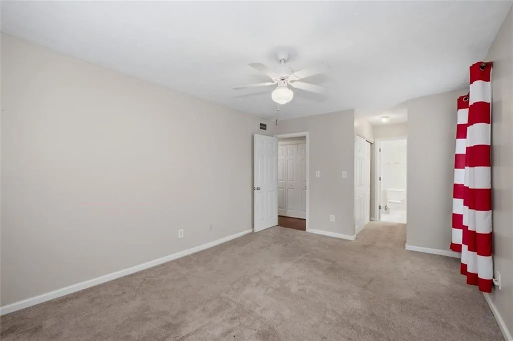 3440 Essex Avenue Unit 103, Atlanta, Georgia 30339, 2 Bedrooms Bedrooms, 0 ,2 BathroomsBathrooms,Residential,For Sale,3440 Essex Avenue Unit 103,7736268