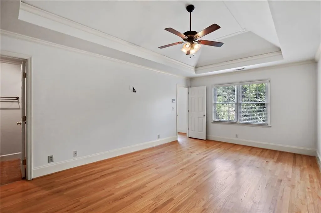 2065 Dunwoody Heritage Drive, Sandy Springs, Georgia 30350, 5 Bedrooms Bedrooms, ,3 BathroomsBathrooms,Residential,Sold,2065 Dunwoody Heritage Drive,6763777