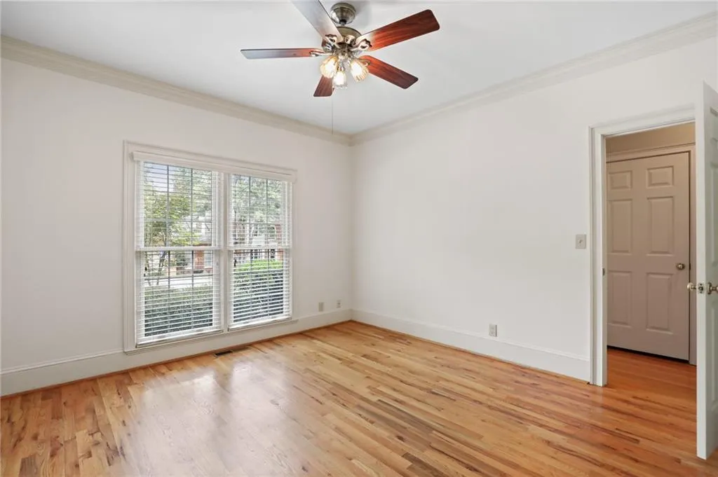 2065 Dunwoody Heritage Drive, Sandy Springs, Georgia 30350, 5 Bedrooms Bedrooms, ,3 BathroomsBathrooms,Residential,Sold,2065 Dunwoody Heritage Drive,6763777