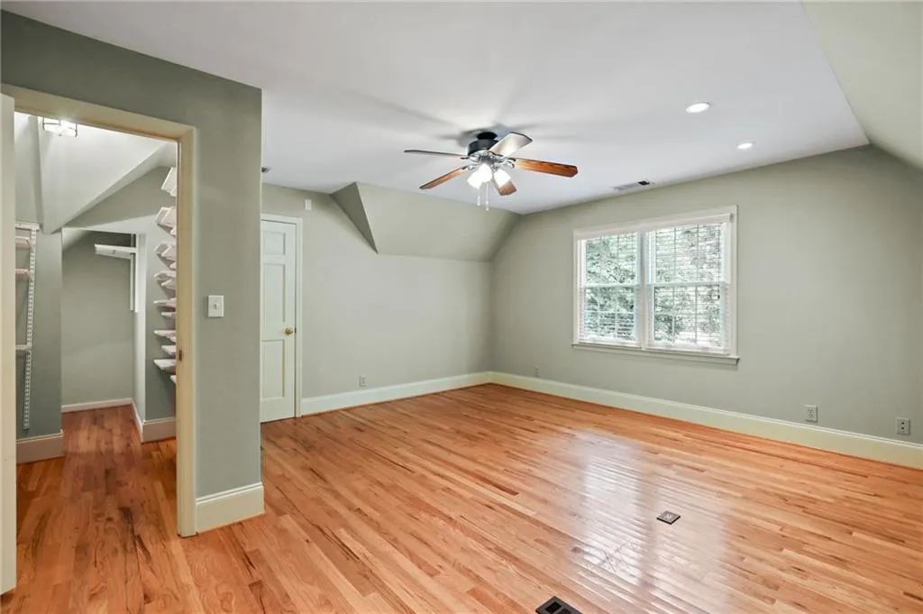 2065 Dunwoody Heritage Drive, Sandy Springs, Georgia 30350, 5 Bedrooms Bedrooms, ,3 BathroomsBathrooms,Residential,Sold,2065 Dunwoody Heritage Drive,6763777
