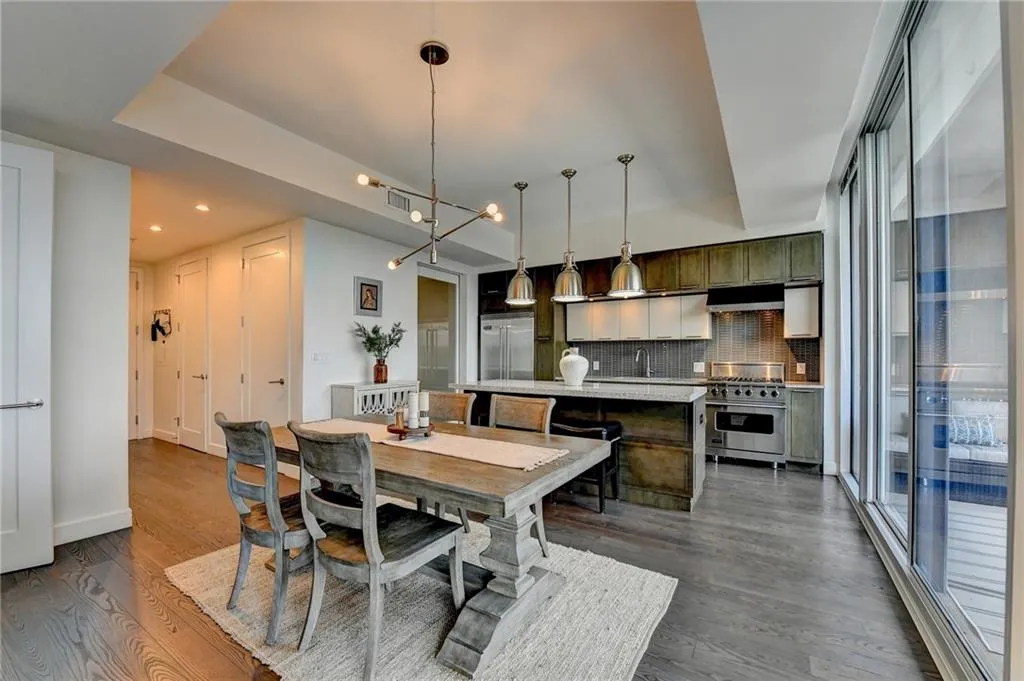 1820 Peachtree Street Nw Unit 905, Atlanta, Georgia 30309, 2 Bedrooms Bedrooms, ,2 BathroomsBathrooms,Residential,For Sale,1820 Peachtree Street Nw Unit 905,7631976