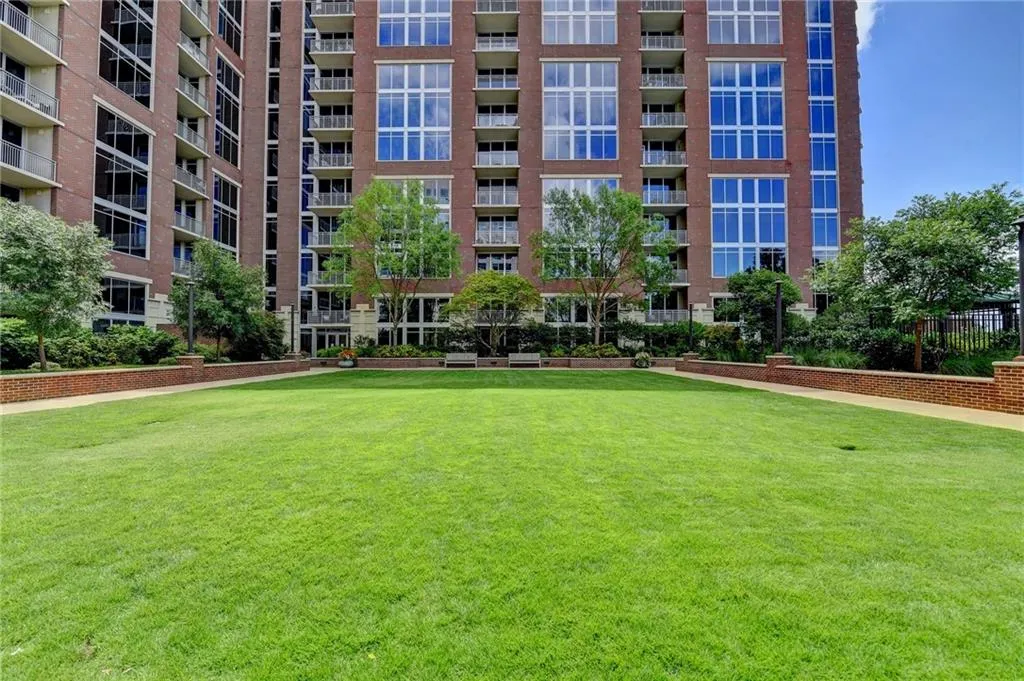 1820 Peachtree Street Nw Unit 905, Atlanta, Georgia 30309, 2 Bedrooms Bedrooms, ,2 BathroomsBathrooms,Residential,For Sale,1820 Peachtree Street Nw Unit 905,7631976