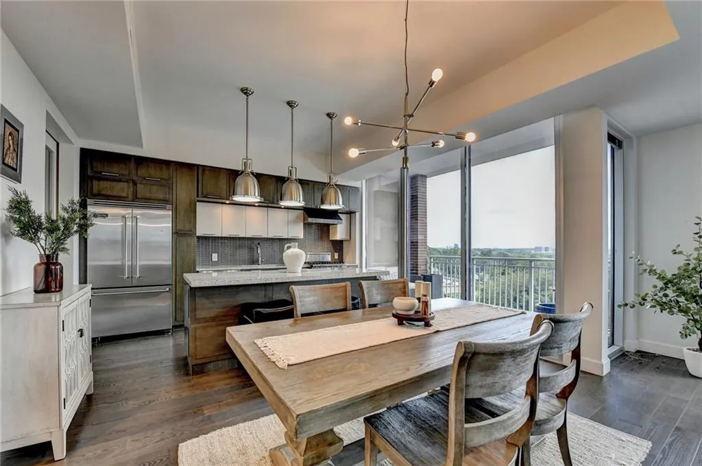 1820 Peachtree Street Nw Unit 905, Atlanta, Georgia 30309, 2 Bedrooms Bedrooms, ,2 BathroomsBathrooms,Residential,For Sale,1820 Peachtree Street Nw Unit 905,7631976