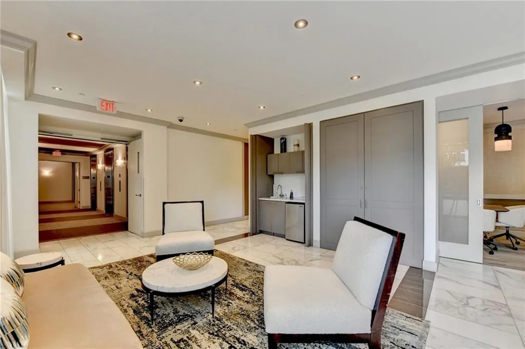 1820 Peachtree Street Nw Unit 905, Atlanta, Georgia 30309, 2 Bedrooms Bedrooms, ,2 BathroomsBathrooms,Residential,For Sale,1820 Peachtree Street Nw Unit 905,7631976
