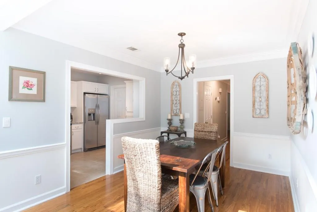 4 Mount Vernon Circle, Sandy Springs, Georgia 30338, 2 Bedrooms Bedrooms, ,2 BathroomsBathrooms,Residential,Sold,4 Mount Vernon Circle,6041476
