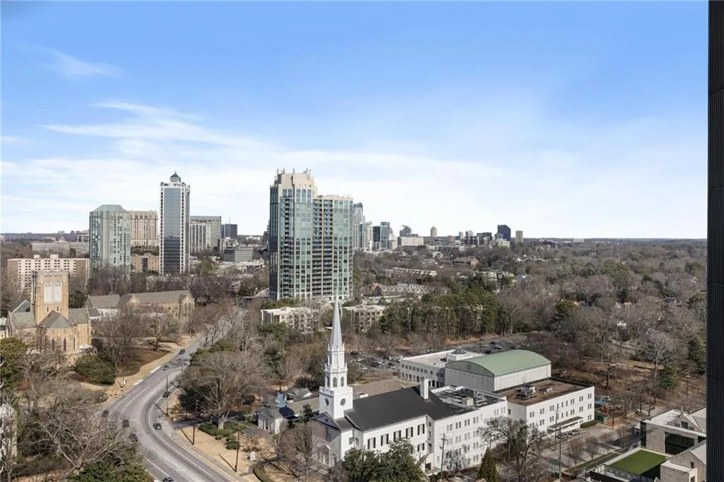 2660 Peachtree Road Nw Unit 26cd, Atlanta, Georgia 30305, 3 Bedrooms Bedrooms, 0 ,3 BathroomsBathrooms,Residential,For Sale,2660 Peachtree Road Nw Unit 26cd,7712517