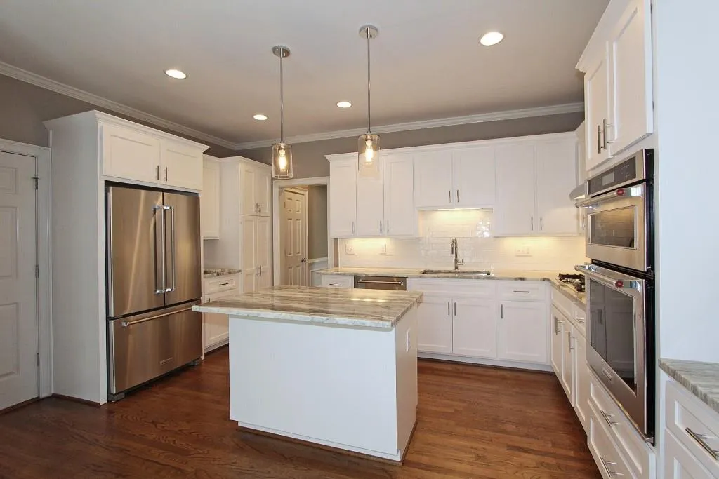 220 Embassy Court, Sandy Springs, Georgia 30328, 3 Bedrooms Bedrooms, ,2 BathroomsBathrooms,Residential,Sold,220 Embassy Court,5918041