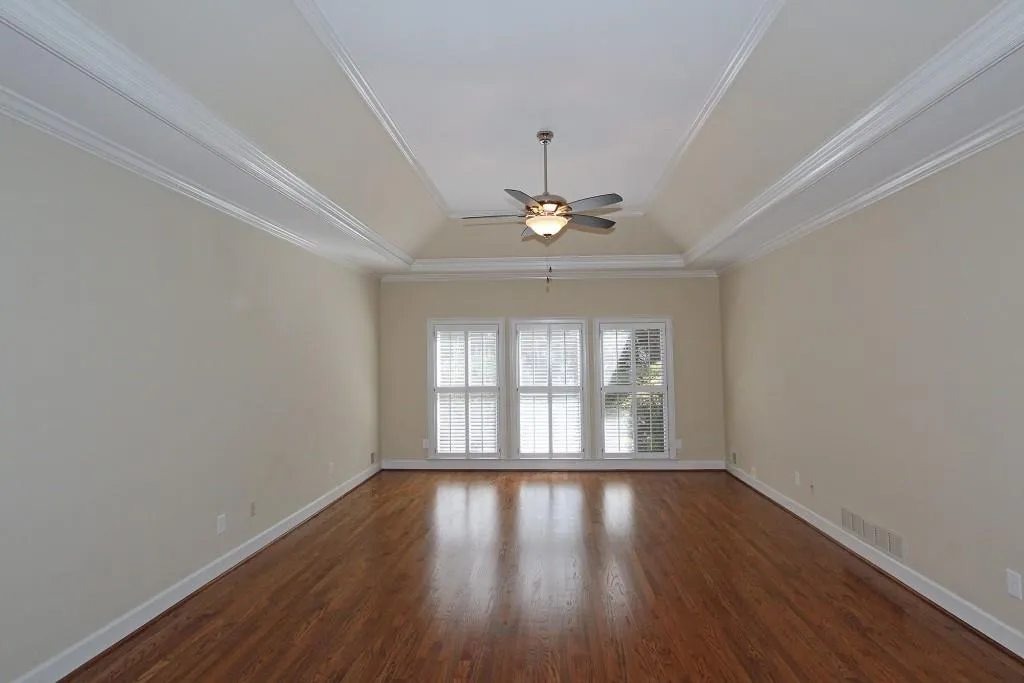 220 Embassy Court, Sandy Springs, Georgia 30328, 3 Bedrooms Bedrooms, ,2 BathroomsBathrooms,Residential,Sold,220 Embassy Court,5918041
