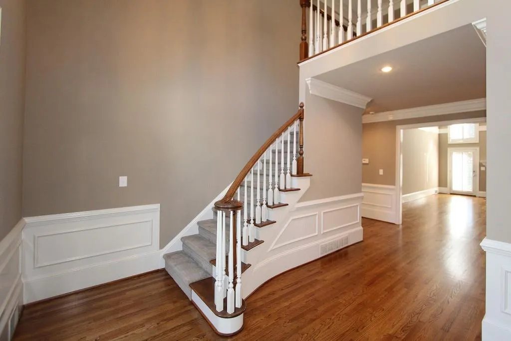 220 Embassy Court, Sandy Springs, Georgia 30328, 3 Bedrooms Bedrooms, ,2 BathroomsBathrooms,Residential,Sold,220 Embassy Court,5918041