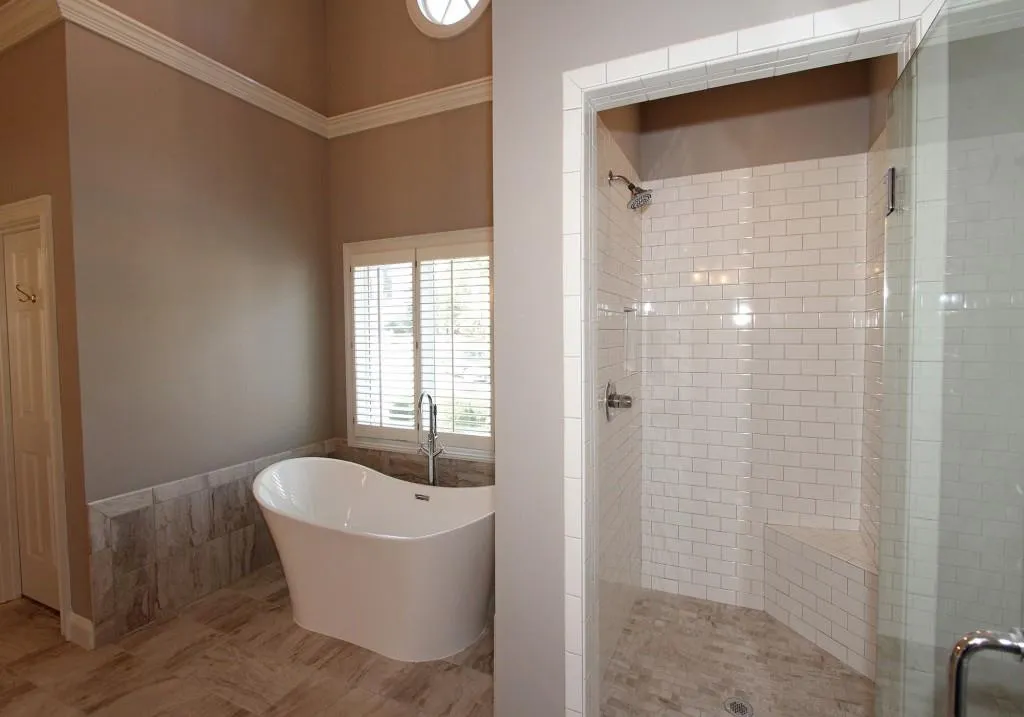 220 Embassy Court, Sandy Springs, Georgia 30328, 3 Bedrooms Bedrooms, ,2 BathroomsBathrooms,Residential,Sold,220 Embassy Court,5918041