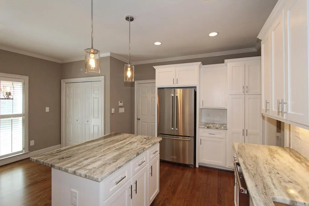 220 Embassy Court, Sandy Springs, Georgia 30328, 3 Bedrooms Bedrooms, ,2 BathroomsBathrooms,Residential,Sold,220 Embassy Court,5918041