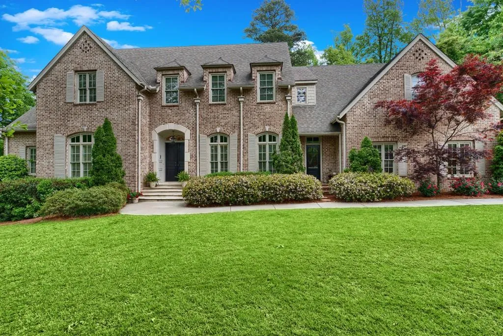 6053 Heards Drive, Atlanta, Georgia 30328, 7 Bedrooms Bedrooms, ,7 BathroomsBathrooms,Residential,Sold,6053 Heards Drive,6004169
