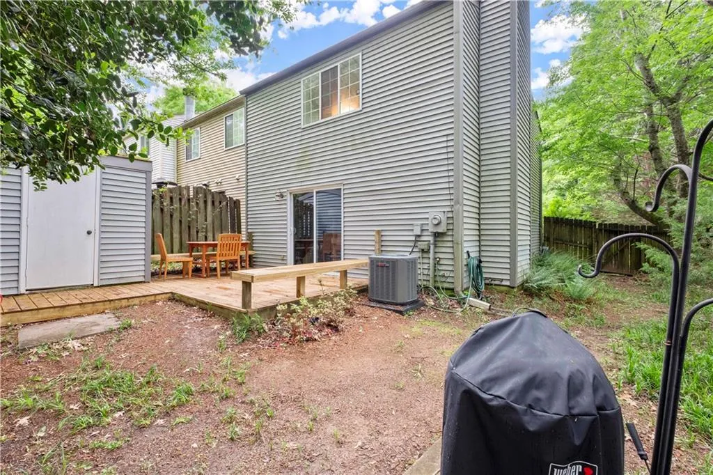 8857 Applegate Lane, Sandy Springs, Georgia 30350, 2 Bedrooms Bedrooms, ,2 BathroomsBathrooms,Residential,Sold,8857 Applegate Lane,7038534