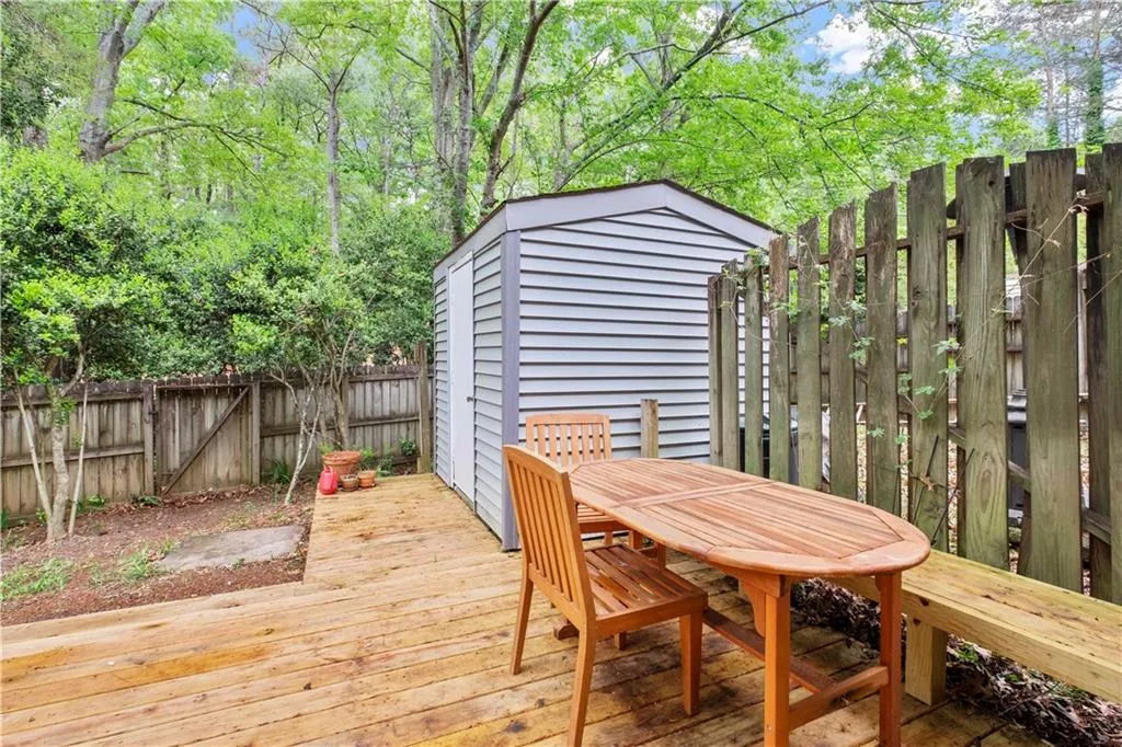 8857 Applegate Lane, Sandy Springs, Georgia 30350, 2 Bedrooms Bedrooms, ,2 BathroomsBathrooms,Residential,Sold,8857 Applegate Lane,7038534