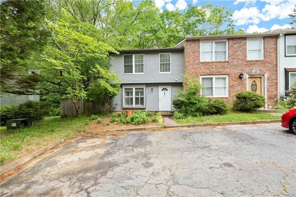 8857 Applegate Lane, Sandy Springs, Georgia 30350, 2 Bedrooms Bedrooms, ,2 BathroomsBathrooms,Residential,Sold,8857 Applegate Lane,7038534