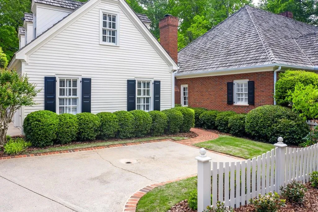 125 Old Stratton Chase Nw, Atlanta, Georgia 30328, 5 Bedrooms Bedrooms, ,5 BathroomsBathrooms,Residential,Sold,125 Old Stratton Chase Nw,6691629