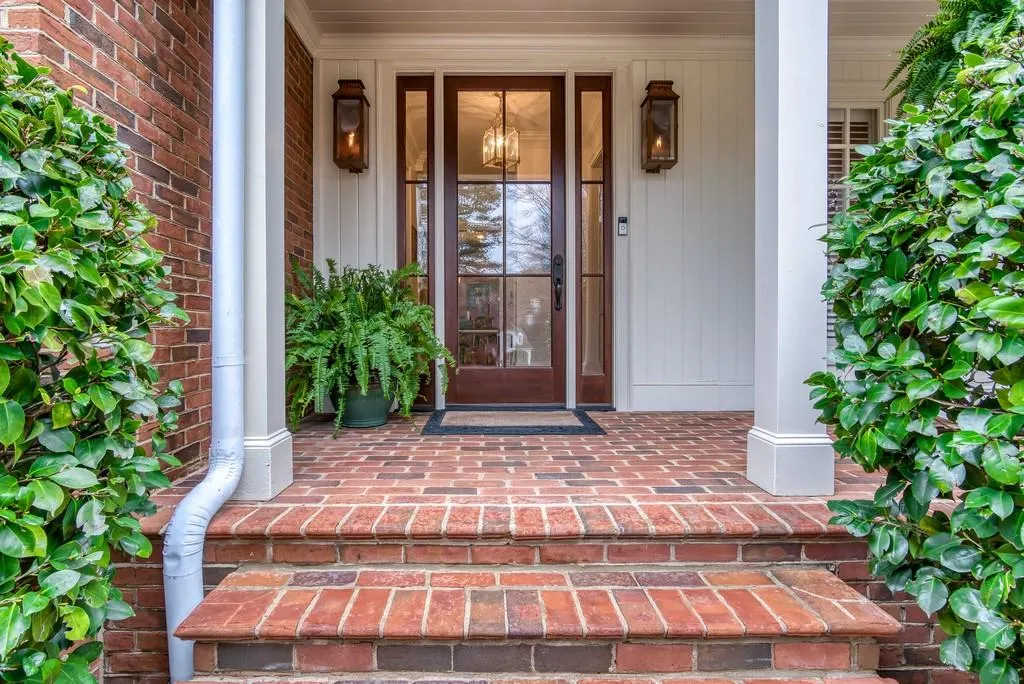 125 Old Stratton Chase Nw, Atlanta, Georgia 30328, 5 Bedrooms Bedrooms, ,5 BathroomsBathrooms,Residential,Sold,125 Old Stratton Chase Nw,6691629