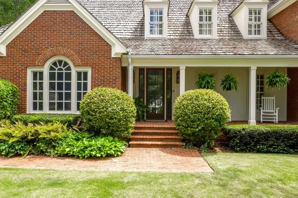 125 Old Stratton Chase Nw, Atlanta, Georgia 30328, 5 Bedrooms Bedrooms, ,5 BathroomsBathrooms,Residential,Sold,125 Old Stratton Chase Nw,6691629