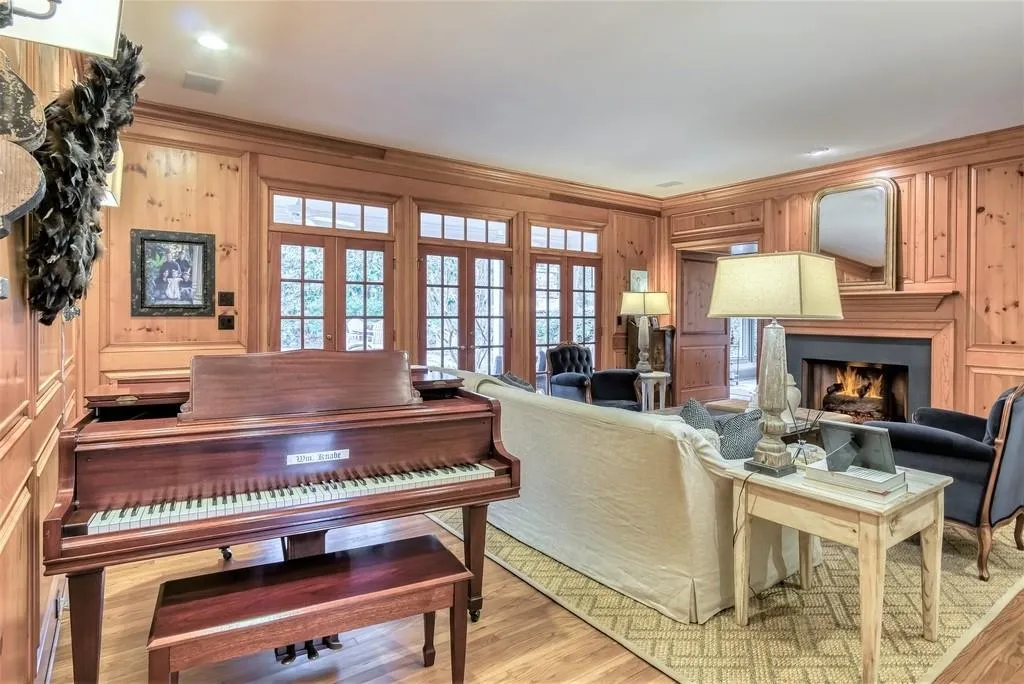 125 Old Stratton Chase Nw, Atlanta, Georgia 30328, 5 Bedrooms Bedrooms, ,5 BathroomsBathrooms,Residential,Sold,125 Old Stratton Chase Nw,6691629