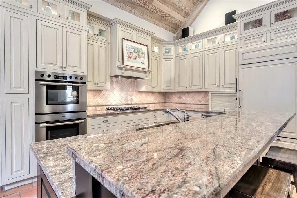 125 Old Stratton Chase Nw, Atlanta, Georgia 30328, 5 Bedrooms Bedrooms, ,5 BathroomsBathrooms,Residential,Sold,125 Old Stratton Chase Nw,6691629