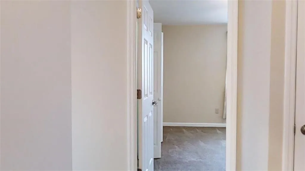 300 Johnson Ferry Road Ne Unit B1003, Sandy Springs, Georgia 30328, 1 Bedroom Bedrooms, ,1 BathroomBathrooms,Residential,Sold,300 Johnson Ferry Road Ne Unit B1003,7142643