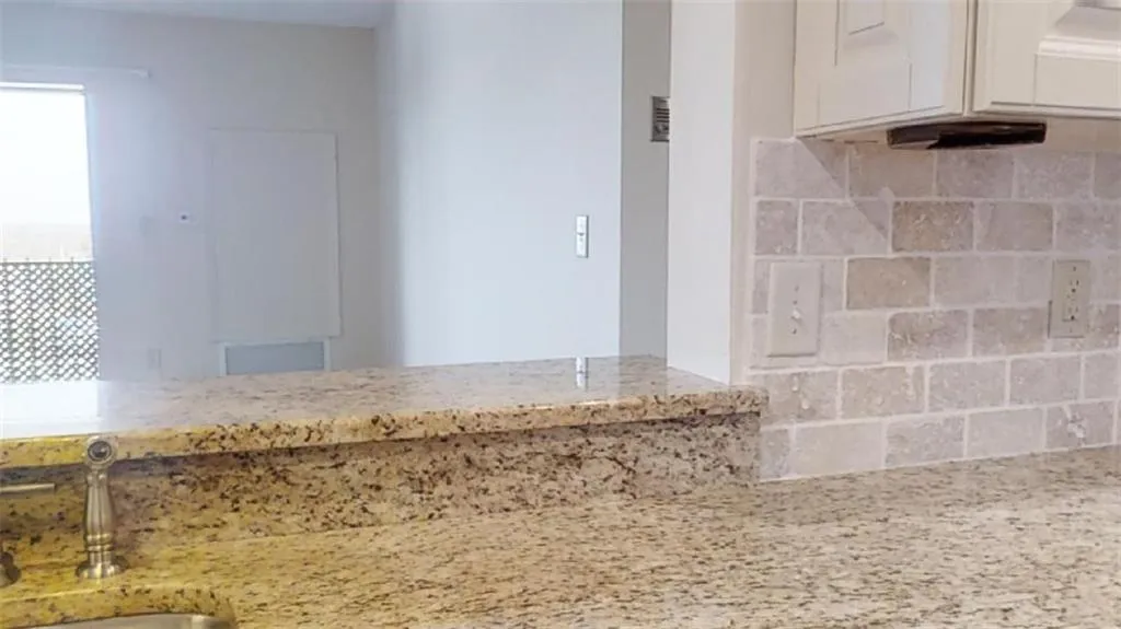 300 Johnson Ferry Road Ne Unit B1003, Sandy Springs, Georgia 30328, 1 Bedroom Bedrooms, ,1 BathroomBathrooms,Residential,Sold,300 Johnson Ferry Road Ne Unit B1003,7142643