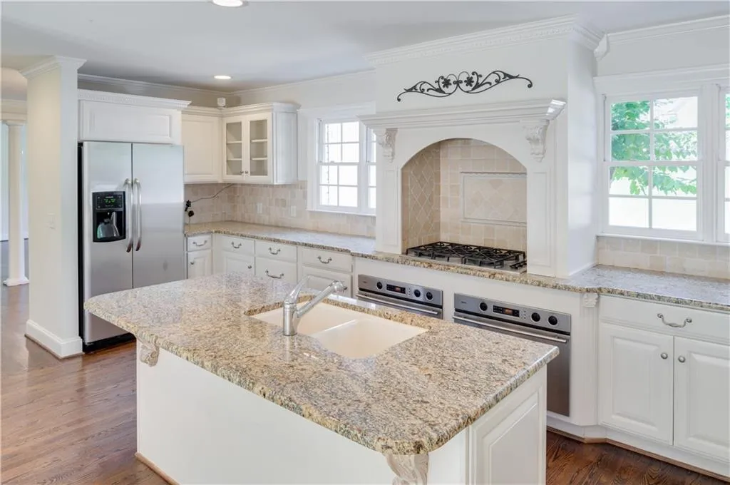 4077 Statewood Road Ne, Atlanta, Georgia 30342, 4 Bedrooms Bedrooms, ,3 BathroomsBathrooms,Residential,Sold,4077 Statewood Road Ne,5855858