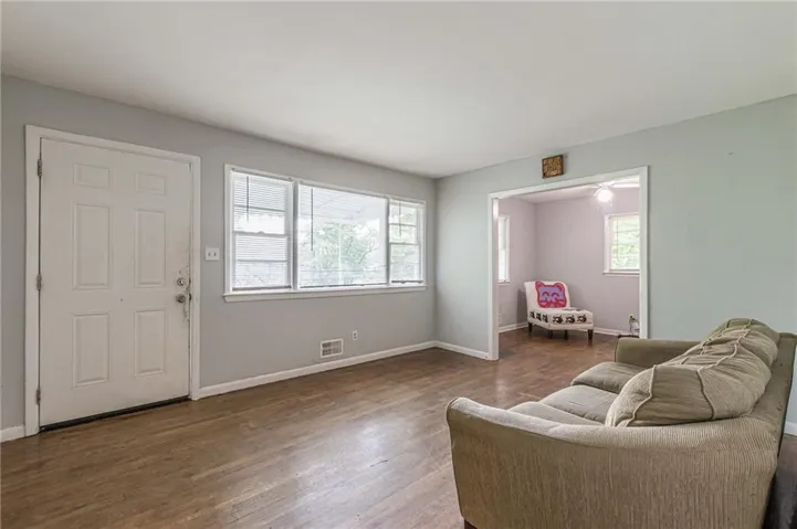 350 Brooks Avenue Sw, Atlanta, Georgia 30310