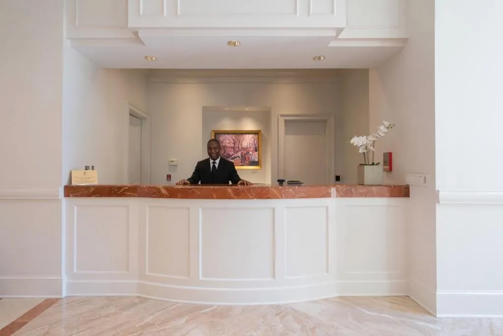 2500 Peachtree Road Nw Unit 405s, Atlanta, Georgia 30305, 2 Bedrooms Bedrooms, ,2 BathroomsBathrooms,Residential,For Sale,2500 Peachtree Road Nw Unit 405s,7644932