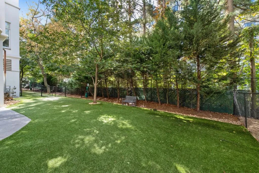 2500 Peachtree Road Nw Unit 405s, Atlanta, Georgia 30305, 2 Bedrooms Bedrooms, ,2 BathroomsBathrooms,Residential,For Sale,2500 Peachtree Road Nw Unit 405s,7644932