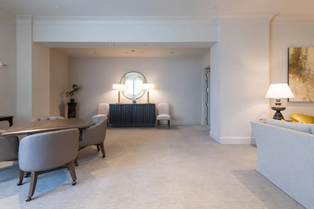 2500 Peachtree Road Nw Unit 405s, Atlanta, Georgia 30305, 2 Bedrooms Bedrooms, ,2 BathroomsBathrooms,Residential,For Sale,2500 Peachtree Road Nw Unit 405s,7644932
