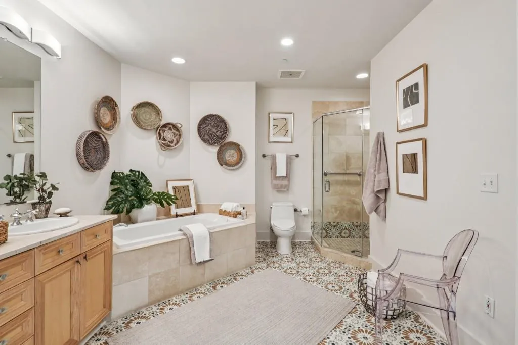 2500 Peachtree Road Nw Unit 405s, Atlanta, Georgia 30305, 2 Bedrooms Bedrooms, ,2 BathroomsBathrooms,Residential,For Sale,2500 Peachtree Road Nw Unit 405s,7644932