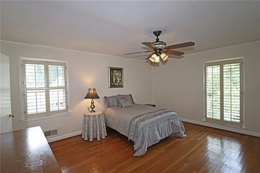 5845 Brookgreen Road, Sandy Springs, Georgia 30328, 4 Bedrooms Bedrooms, ,3 BathroomsBathrooms,Residential,Sold,5845 Brookgreen Road,6689875