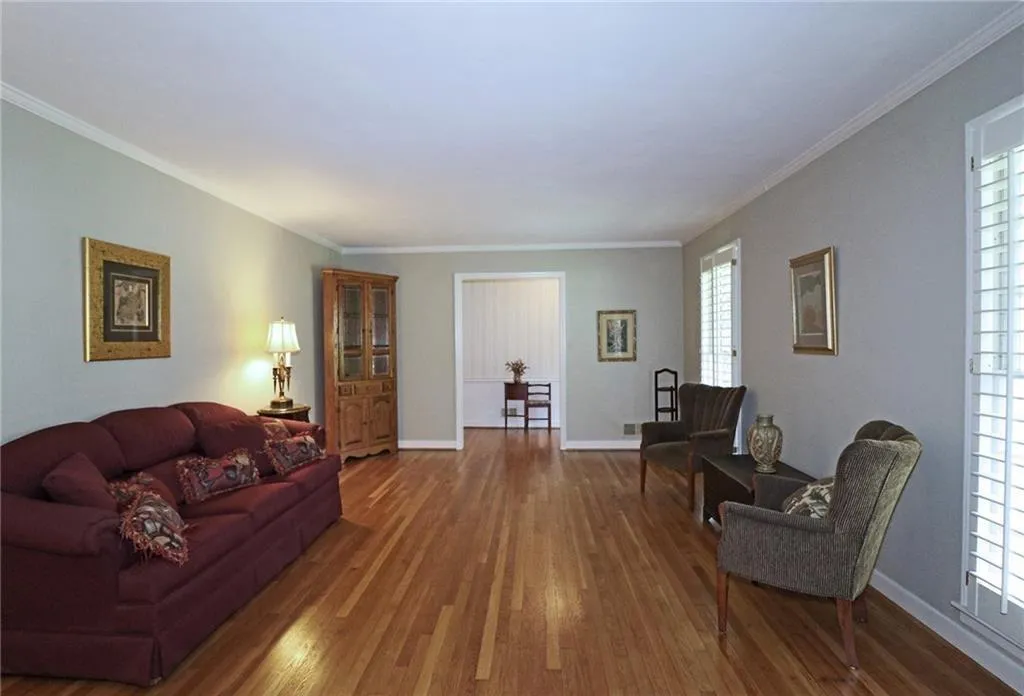 5845 Brookgreen Road, Sandy Springs, Georgia 30328, 4 Bedrooms Bedrooms, ,3 BathroomsBathrooms,Residential,Sold,5845 Brookgreen Road,6689875