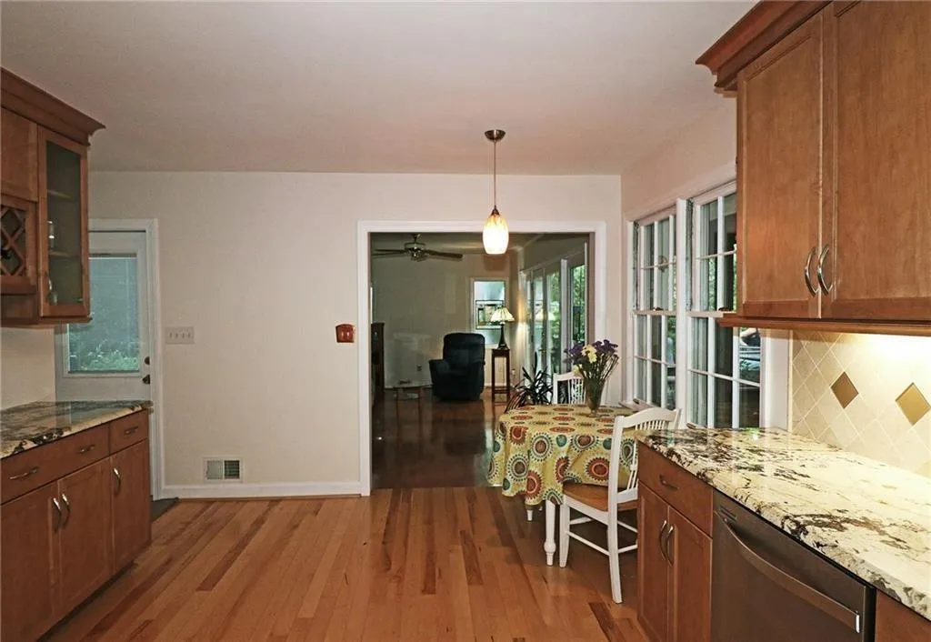 5845 Brookgreen Road, Sandy Springs, Georgia 30328, 4 Bedrooms Bedrooms, ,3 BathroomsBathrooms,Residential,Sold,5845 Brookgreen Road,6689875