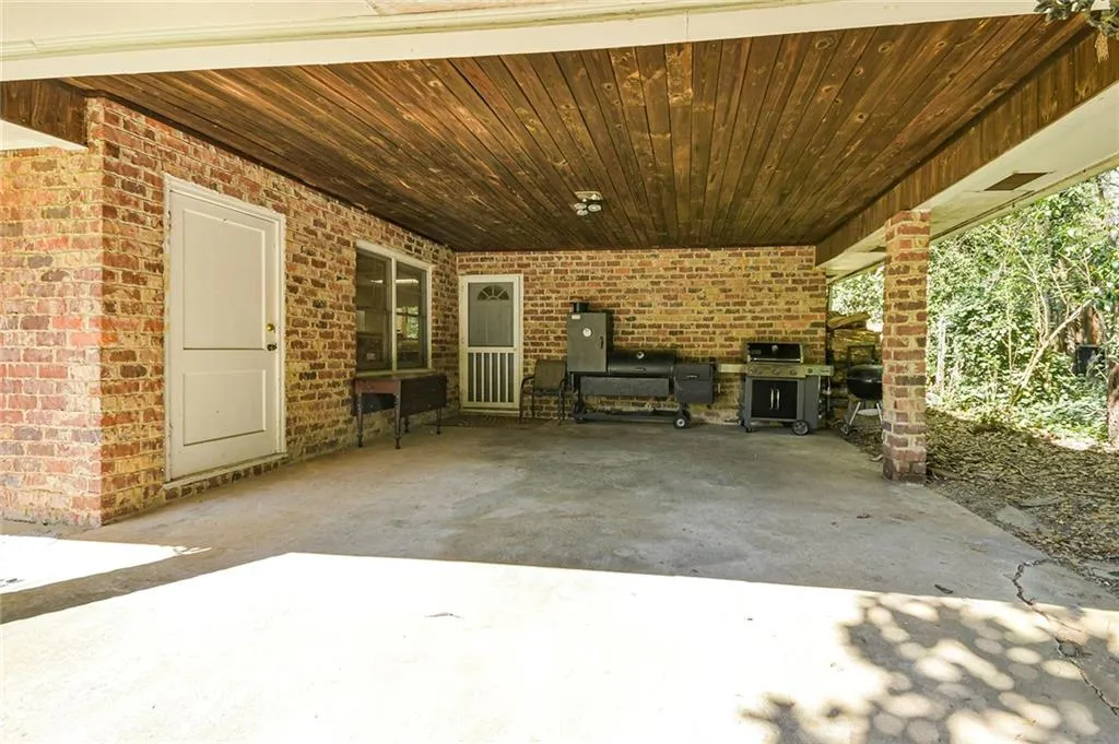 146 Osner Drive, Atlanta, Georgia 30342, 3 Bedrooms Bedrooms, ,2 BathroomsBathrooms,Residential,Sold,146 Osner Drive,6861609 146 Osner Drive, Atlanta, Georgia 30342, 3 Bedrooms Bedrooms, ,2 BathroomsBathrooms,Residential,Sold,146 Osner Drive,6861609