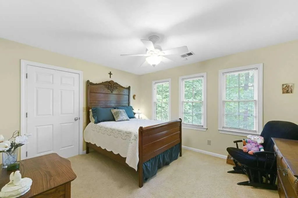 2935 Coles Way, Sandy Springs, Georgia 30350, 5 Bedrooms Bedrooms, ,4 BathroomsBathrooms,Residential,Sold,2935 Coles Way,7122168