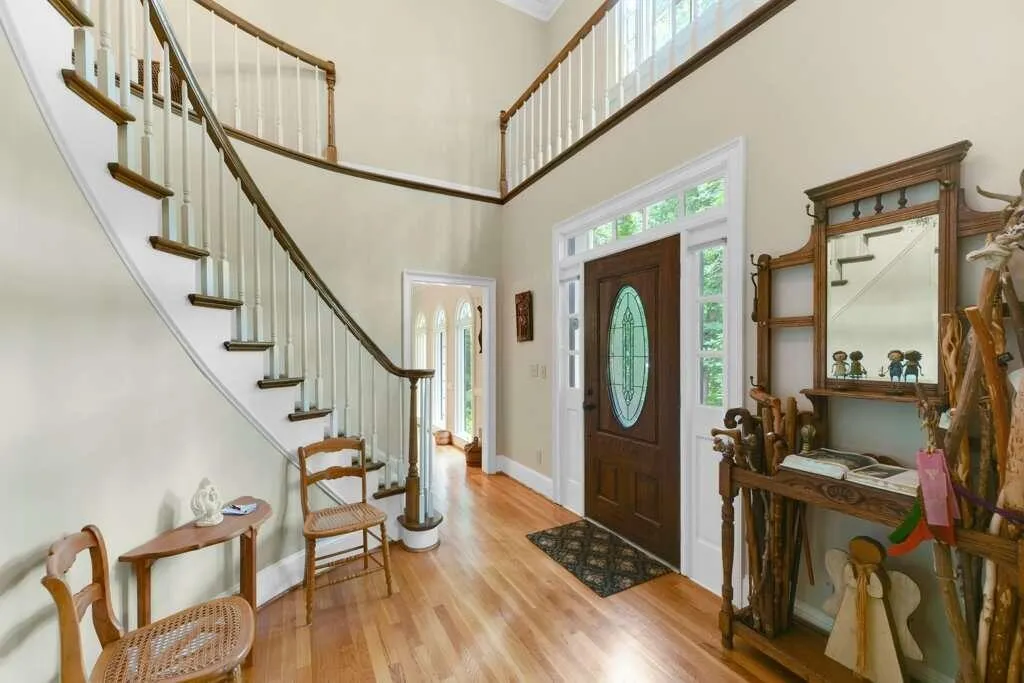 2935 Coles Way, Sandy Springs, Georgia 30350, 5 Bedrooms Bedrooms, ,4 BathroomsBathrooms,Residential,Sold,2935 Coles Way,7122168