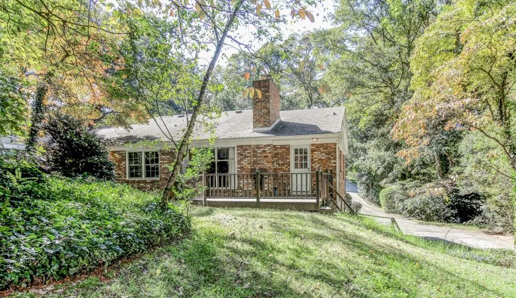 5555 Sherrell Drive Ne, Sandy Springs, Georgia 30342, 2 Bedrooms Bedrooms, ,2 BathroomsBathrooms,Residential,Sold,5555 Sherrell Drive Ne,5608136