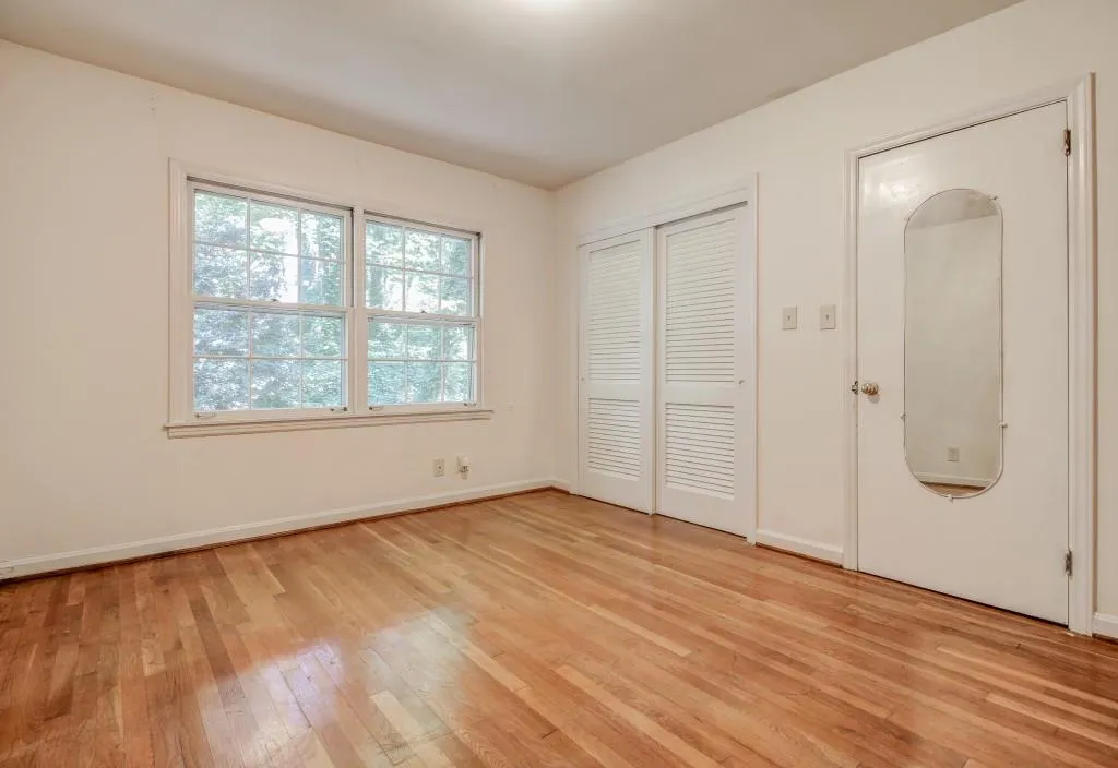 5555 Sherrell Drive Ne, Sandy Springs, Georgia 30342, 2 Bedrooms Bedrooms, ,2 BathroomsBathrooms,Residential,Sold,5555 Sherrell Drive Ne,5608136