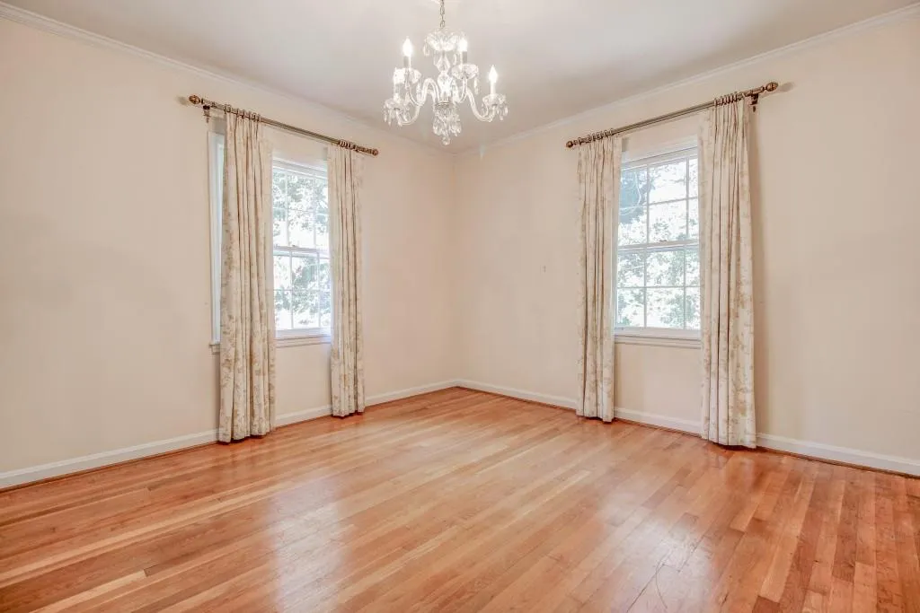 5555 Sherrell Drive Ne, Sandy Springs, Georgia 30342, 2 Bedrooms Bedrooms, ,2 BathroomsBathrooms,Residential,Sold,5555 Sherrell Drive Ne,5608136
