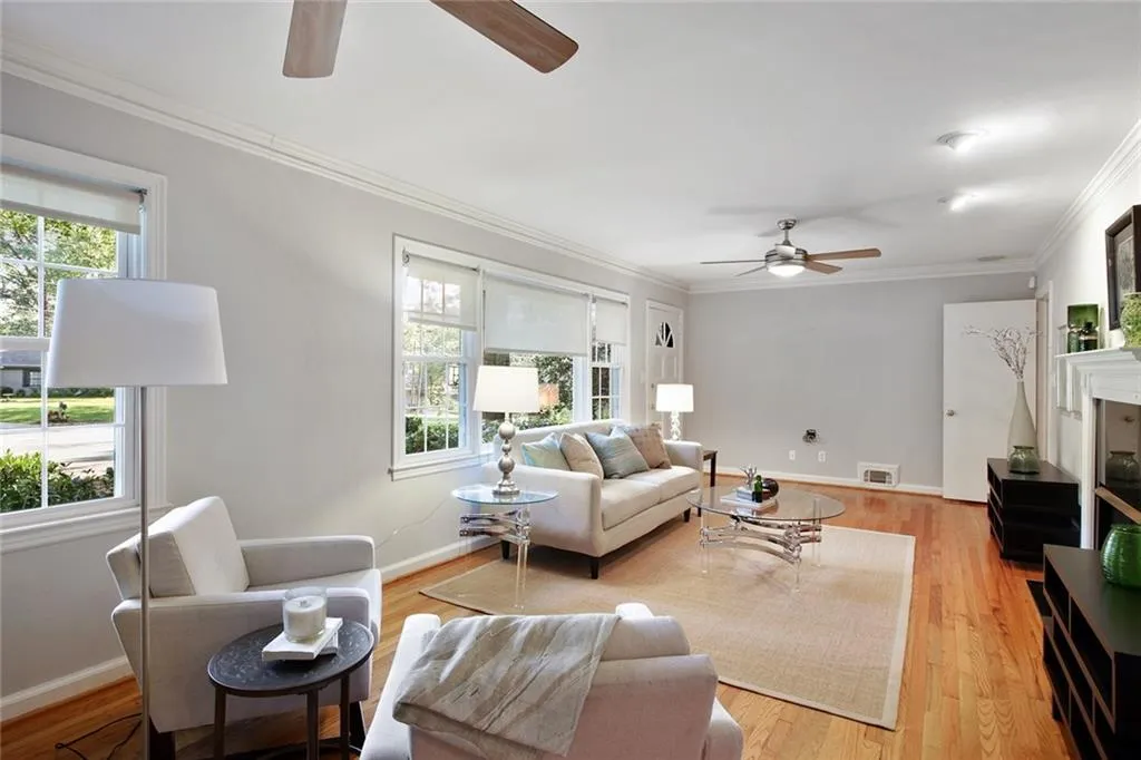 1782 Warren Court Nw, Atlanta, Georgia 30318, 3 Bedrooms Bedrooms, ,2 BathroomsBathrooms,Residential,Sold,1782 Warren Court Nw,5751896