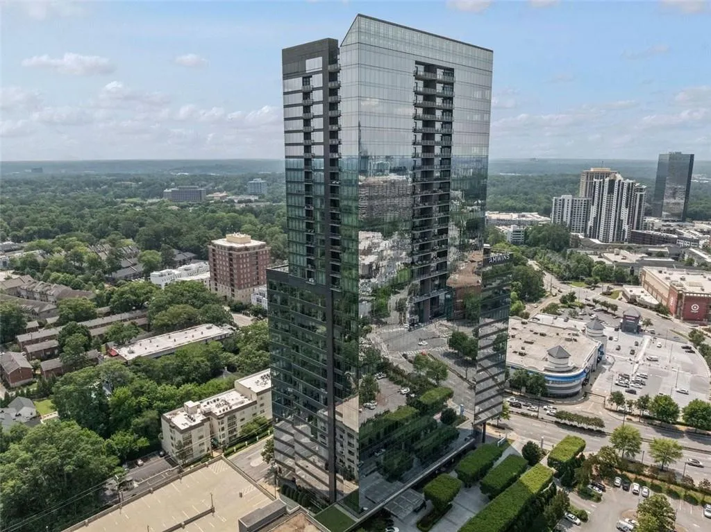 3630 Peachtree Road Ne Unit 2408, Atlanta, Georgia 30326, 1 Bedroom Bedrooms, ,1 BathroomBathrooms,Residential,For Sale,3630 Peachtree Road Ne Unit 2408,7592367