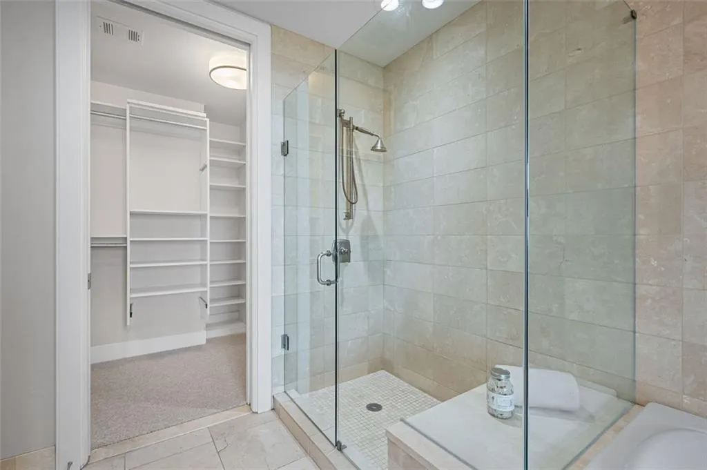 3630 Peachtree Road Ne Unit 2408, Atlanta, Georgia 30326, 1 Bedroom Bedrooms, ,1 BathroomBathrooms,Residential,For Sale,3630 Peachtree Road Ne Unit 2408,7592367